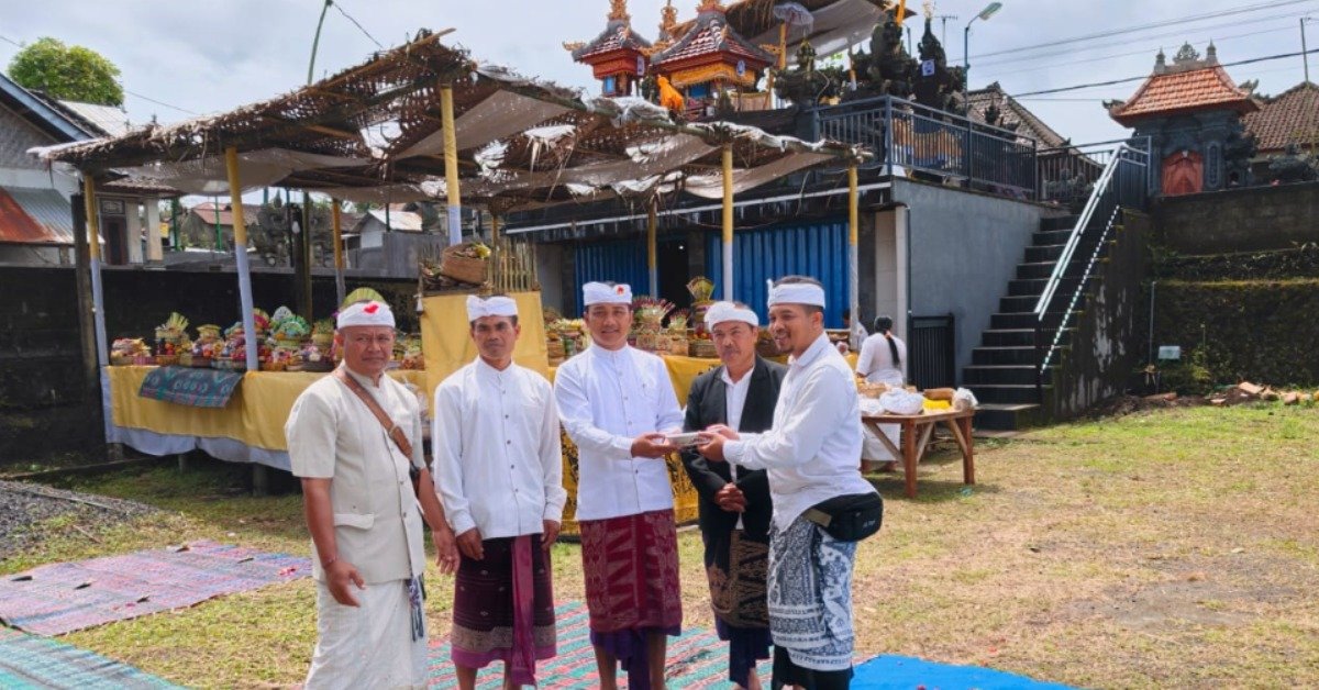 Upacara Ngrsigana, Melaspas, dan Ngenteg Linggih di Pura Balai Banjar Desa Adat Glagalinggah