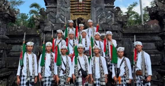 TARI SAKRAL BARIS GLAGAH LAHIR DI GLAGALINGGAH, CERMINAN HARMONI PARAHYANGAN, PAWONGAN DAN PALEMAHAN